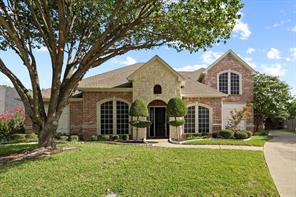 4909 Lakewood Drive - Photo 1