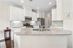 618 Alexandra Avenue - Photo 10