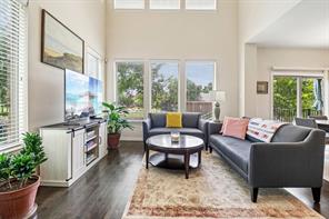 618 Alexandra Avenue - Photo 3