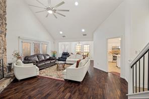 605 Woodway Lane - Photo 10
