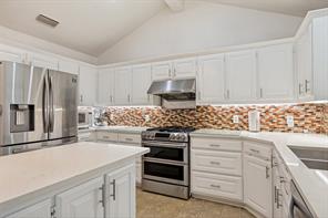 605 Woodway Lane - Photo 13