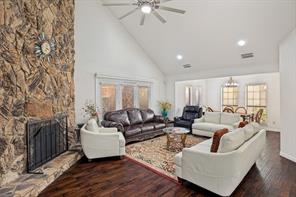 605 Woodway Lane - Photo 9