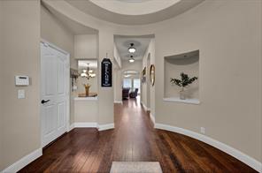 918 Newcastle Drive - Photo 4