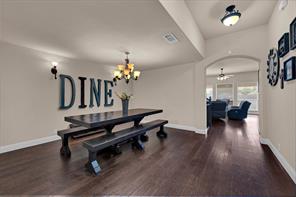 918 Newcastle Drive - Photo 7