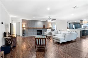 2146 Westwood Terrace - Photo 5