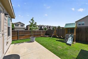 1552 Vega Drive - Photo 2