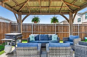 1552 Vega Drive - Photo 4