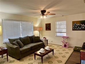 216 Woodlawn Avenue - Photo 10