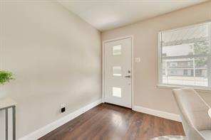 438 Salem Drive - Photo 5