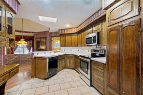 9015 Hunters Glen Trail - Photo 13