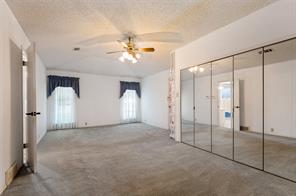 9015 Hunters Glen Trail - Photo 18