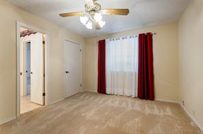 9015 Hunters Glen Trail - Photo 22