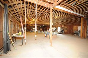 631 E Woodard Street - Photo 11