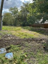 402 E Bonham Street - Photo 3