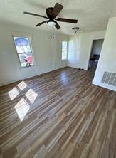 620 W 12th Street - Photo 6