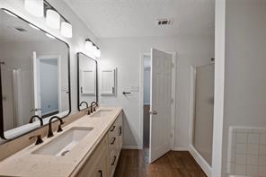 1024 Lake Trail Drive - Photo 17