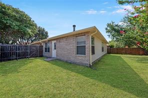 1024 Lake Trail Drive - Photo 3
