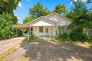 405 NE 4th Street - Photo 1
