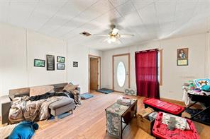 405 NE 4th Street - Photo 3