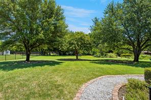 1720 Ashington Place - Photo 32