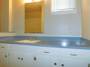 401 Betchan Street - Photo 12