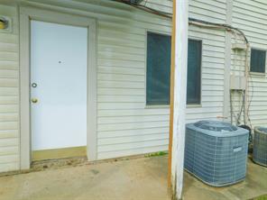 401 Betchan Street - Photo 14