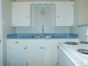 401 Betchan Street - Photo 7