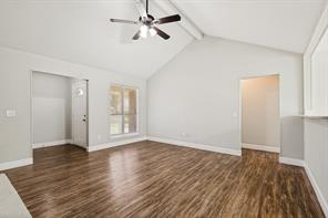 1004 Oak Grove Lane - Photo 4