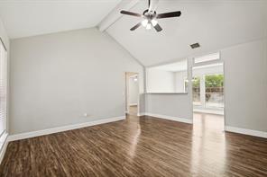 1004 Oak Grove Lane - Photo 6