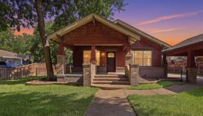 815 Brazos Street - Photo 1