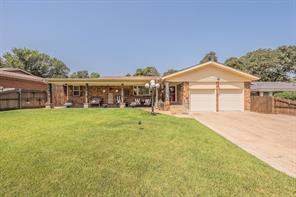 1045 Valentine Street - Photo 1