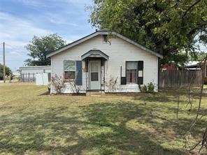 301 S Ave G - Photo 1