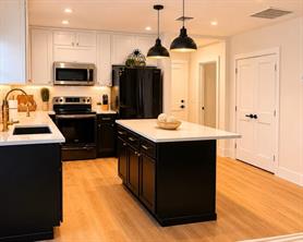209 Kerby Street - Photo 1