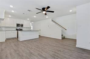 103 E Bond Street - Photo 5