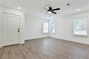 103 E Bond Street - Photo 7