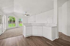 2033 Piedmont Drive - Photo 8