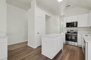 2033 Piedmont Drive - Photo 9