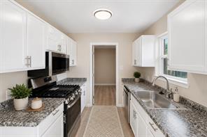 840 Crosby Avenue - Photo 11