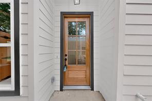 5104 Philip Avenue - Photo 3