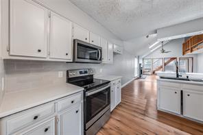 222 Gwendola Drive - Photo 10