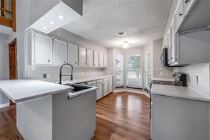 222 Gwendola Drive - Photo 5