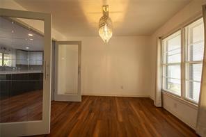 1332 Westwood Street - Photo 4