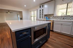 1332 Westwood Street - Photo 9