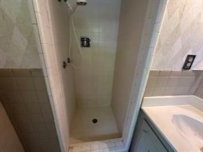 305 Butler Street - Photo 18