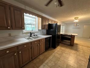 305 Butler Street - Photo 6