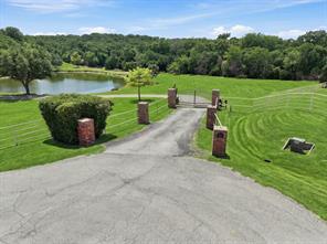 8295 Mountain View Road - Photo 4