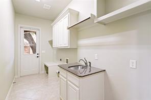 5605 Reatta Place - Photo 21