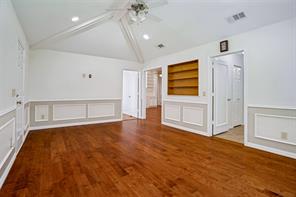 1548 Bamburgh Drive - Photo 11