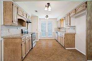 1548 Bamburgh Drive - Photo 12