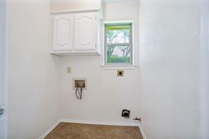 1548 Bamburgh Drive - Photo 29